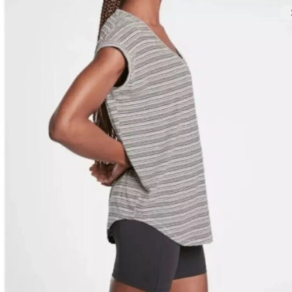 Athleta Cloudlight Stratus Breezy Striped Tee Womens Size Medium Petite - Picture 6 of 10